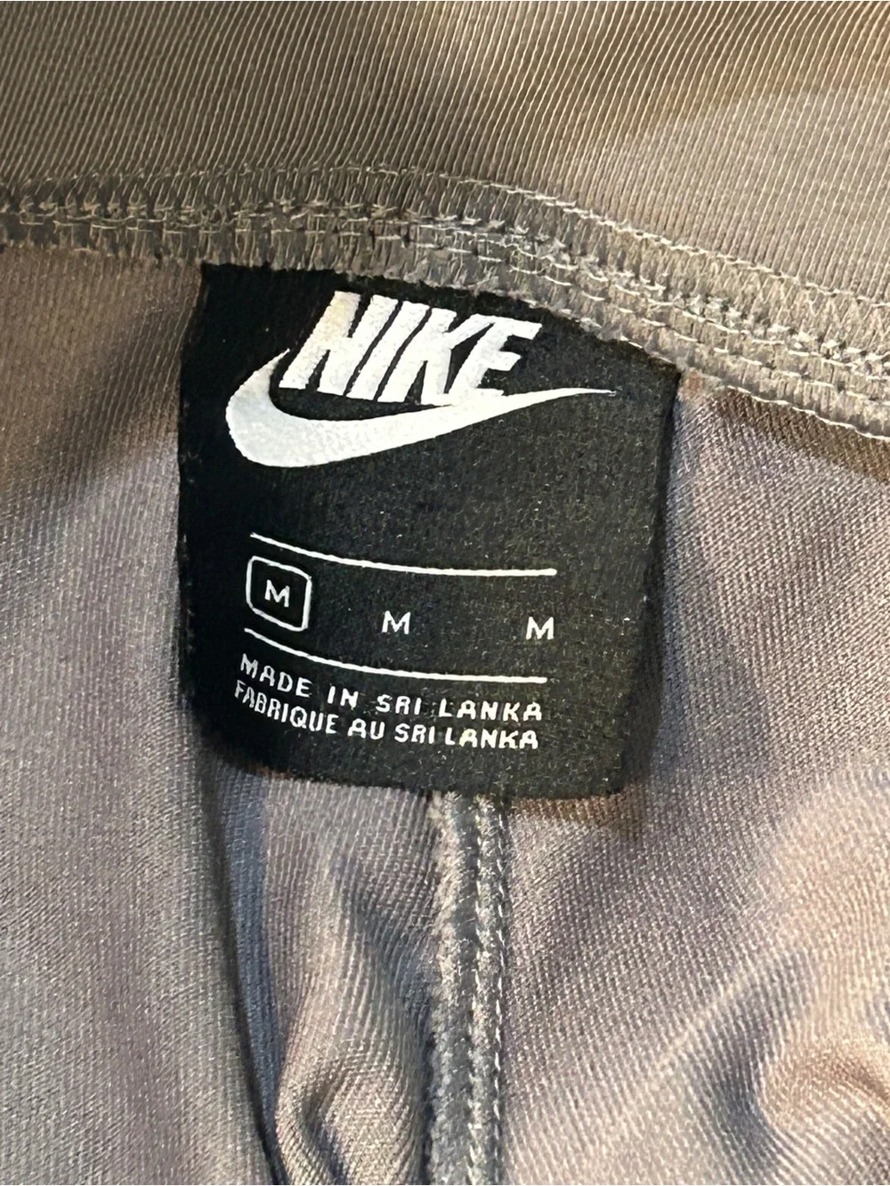 Nike Air Logo Sportswear Leggings Women's Size M Gray Pants CV8570-056